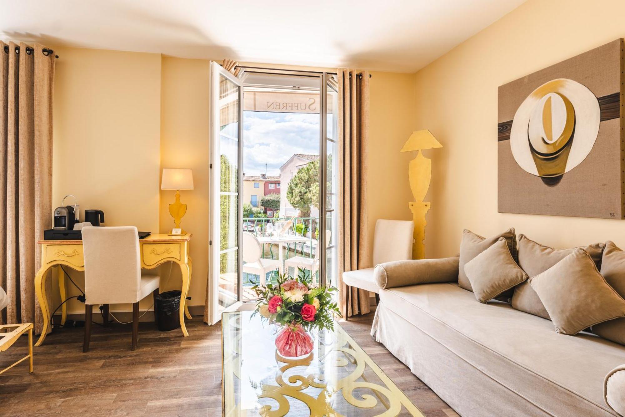 Le Suffren Hotel Grimaud Dış mekan fotoğraf