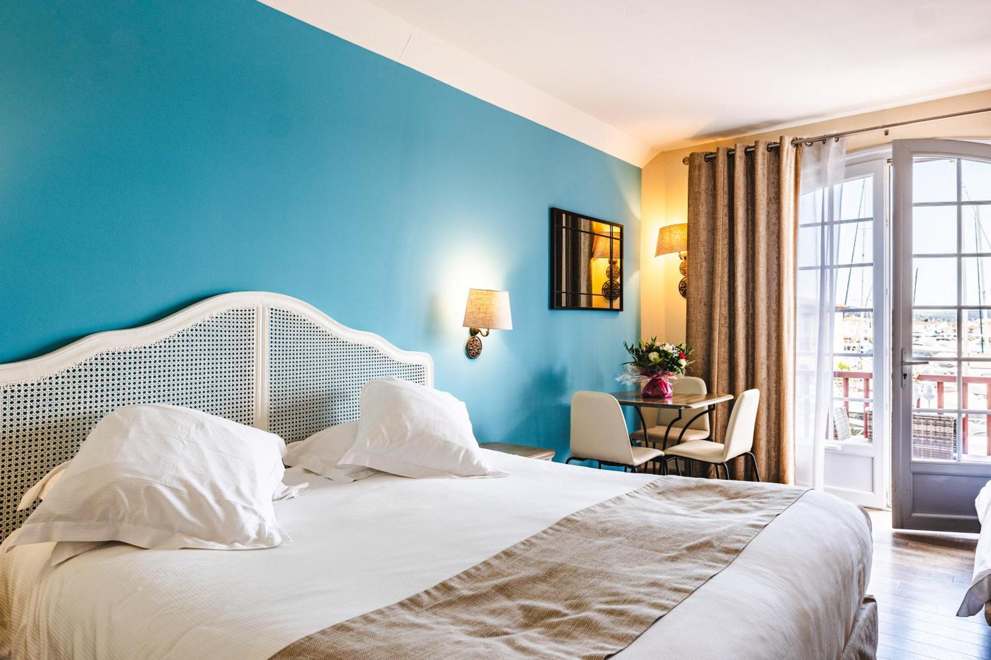 Le Suffren Hotel Grimaud Dış mekan fotoğraf