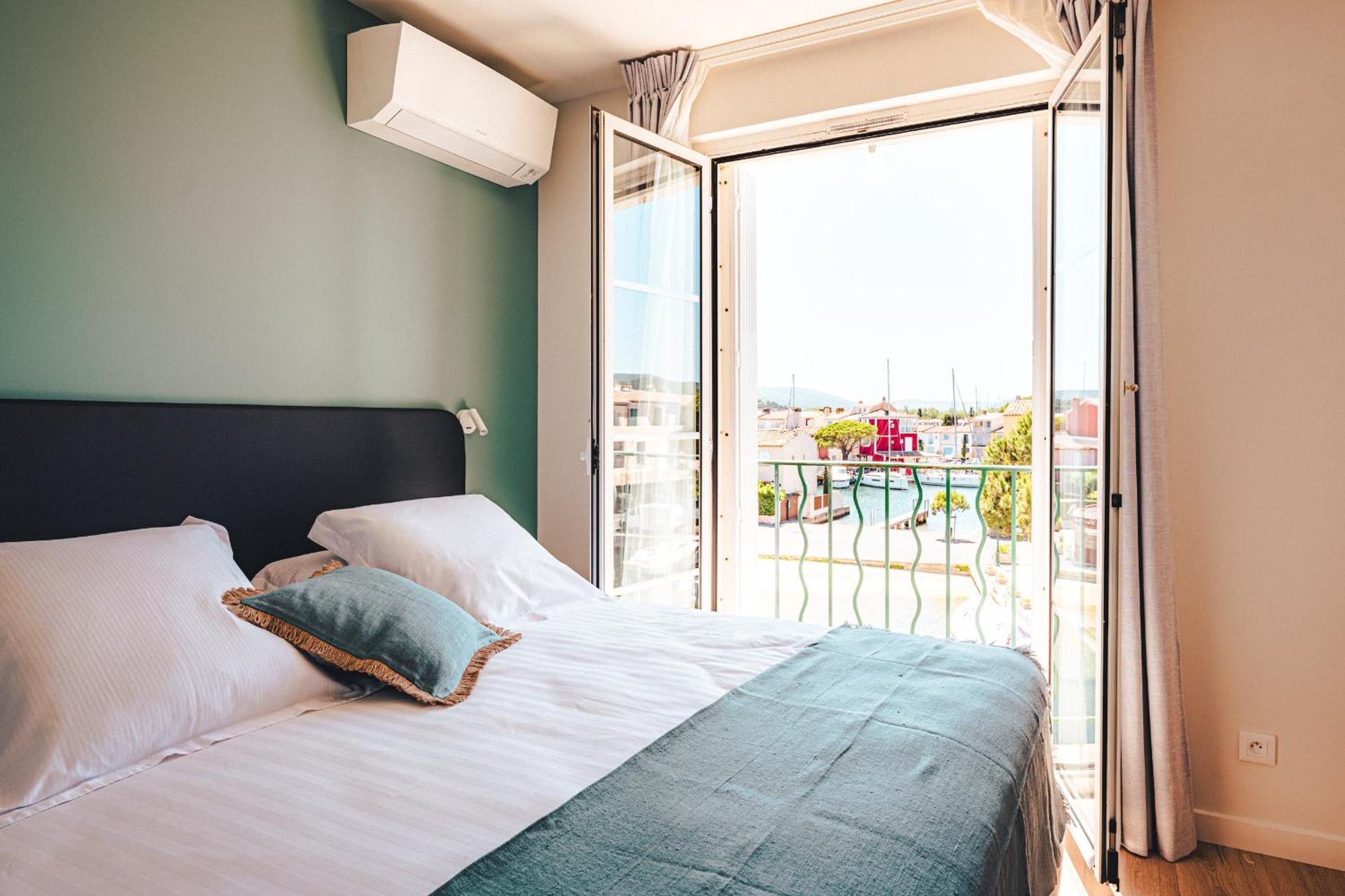 Le Suffren Hotel Grimaud Dış mekan fotoğraf